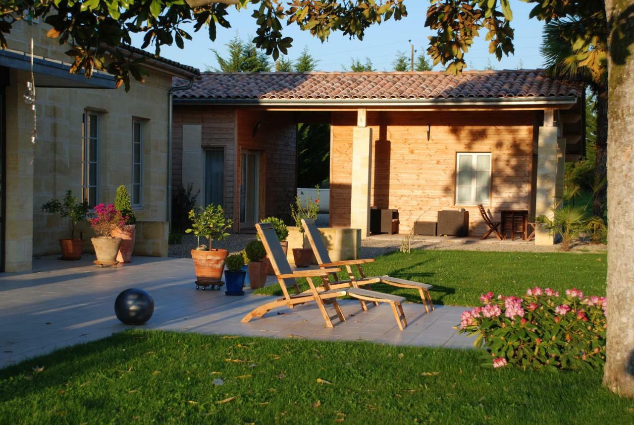 Bed and Breakfast Les Ambeles Saint-Magne-de-Castillon Zewnętrze zdjęcie