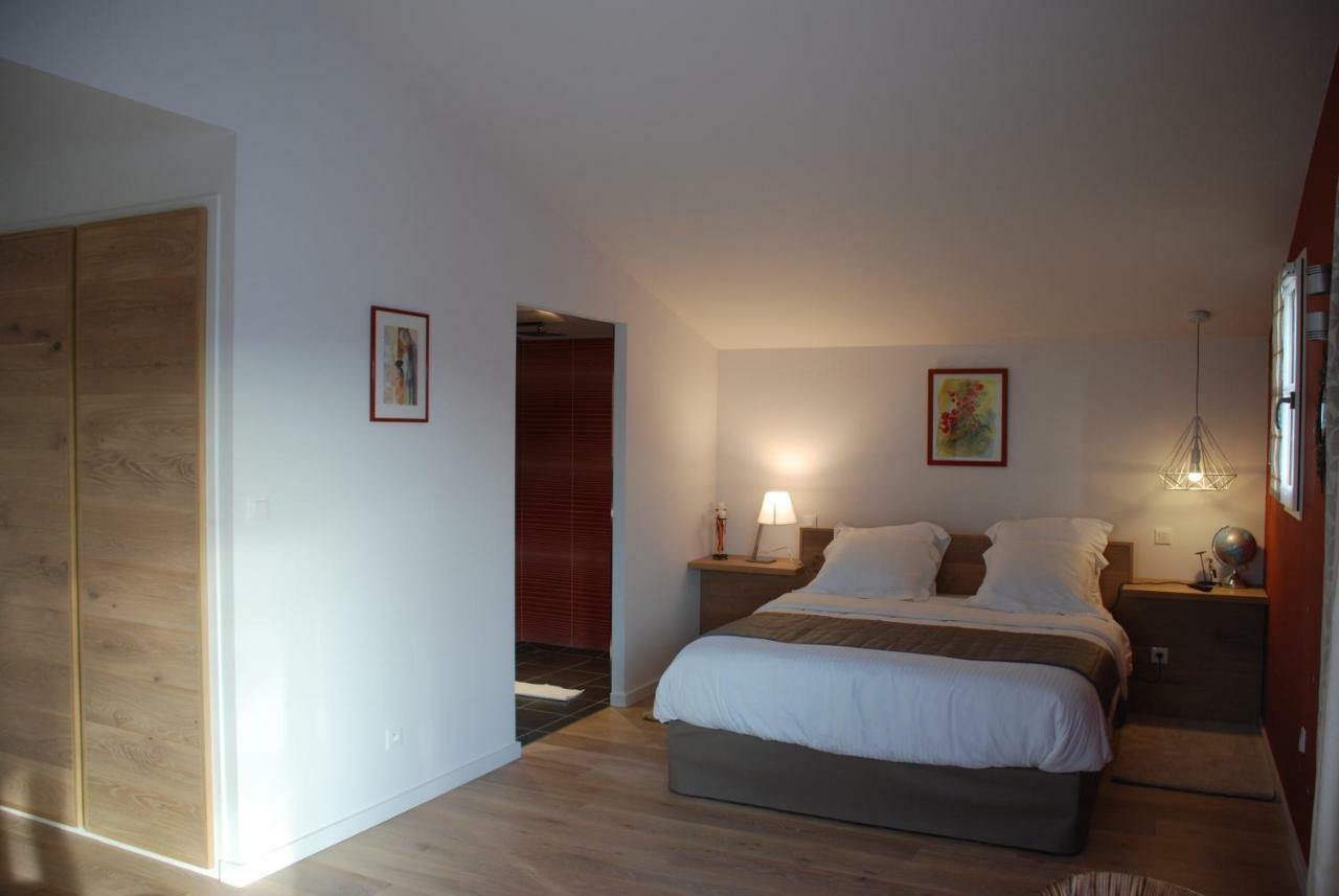 Bed and Breakfast Les Ambeles Saint-Magne-de-Castillon Zewnętrze zdjęcie